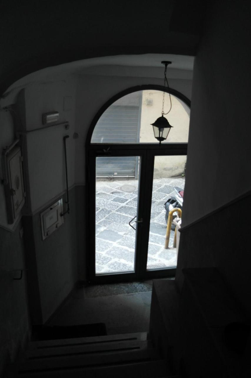 Bed and Breakfast A Due Passi Da Dante Neapol Zewnętrze zdjęcie