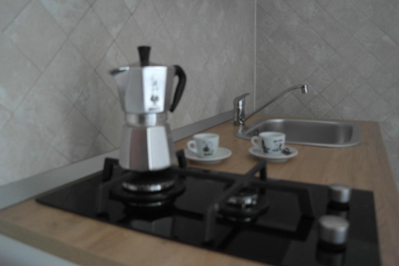 Bed and Breakfast A Due Passi Da Dante Neapol Zewnętrze zdjęcie