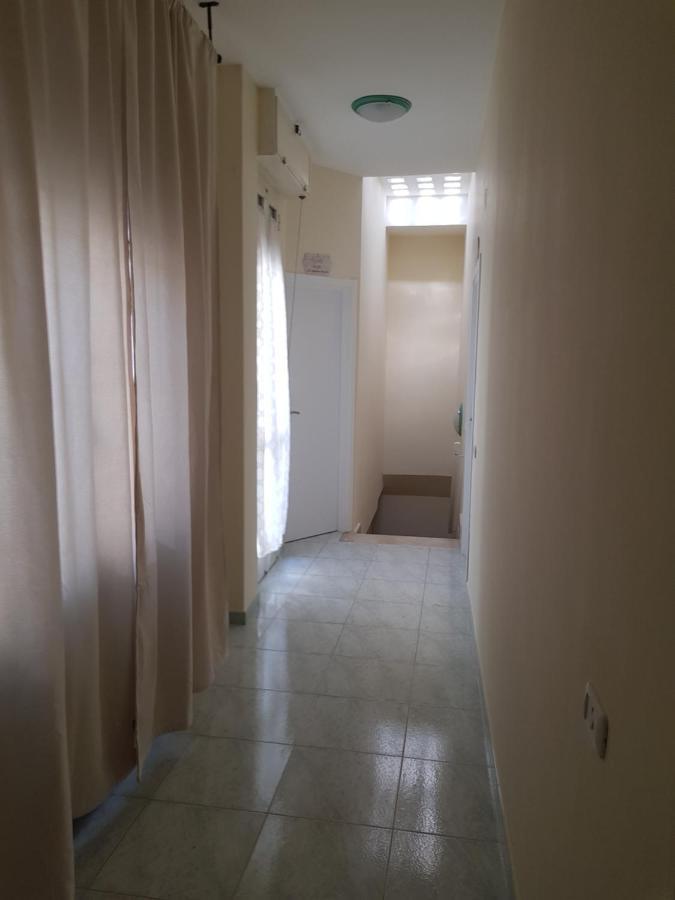 Bed and Breakfast A Due Passi Da Dante Neapol Zewnętrze zdjęcie